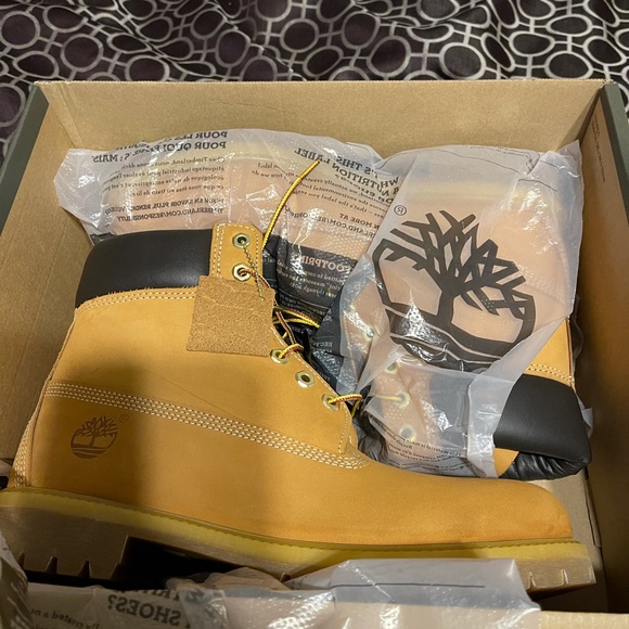 Boots - Picture 1 of 6